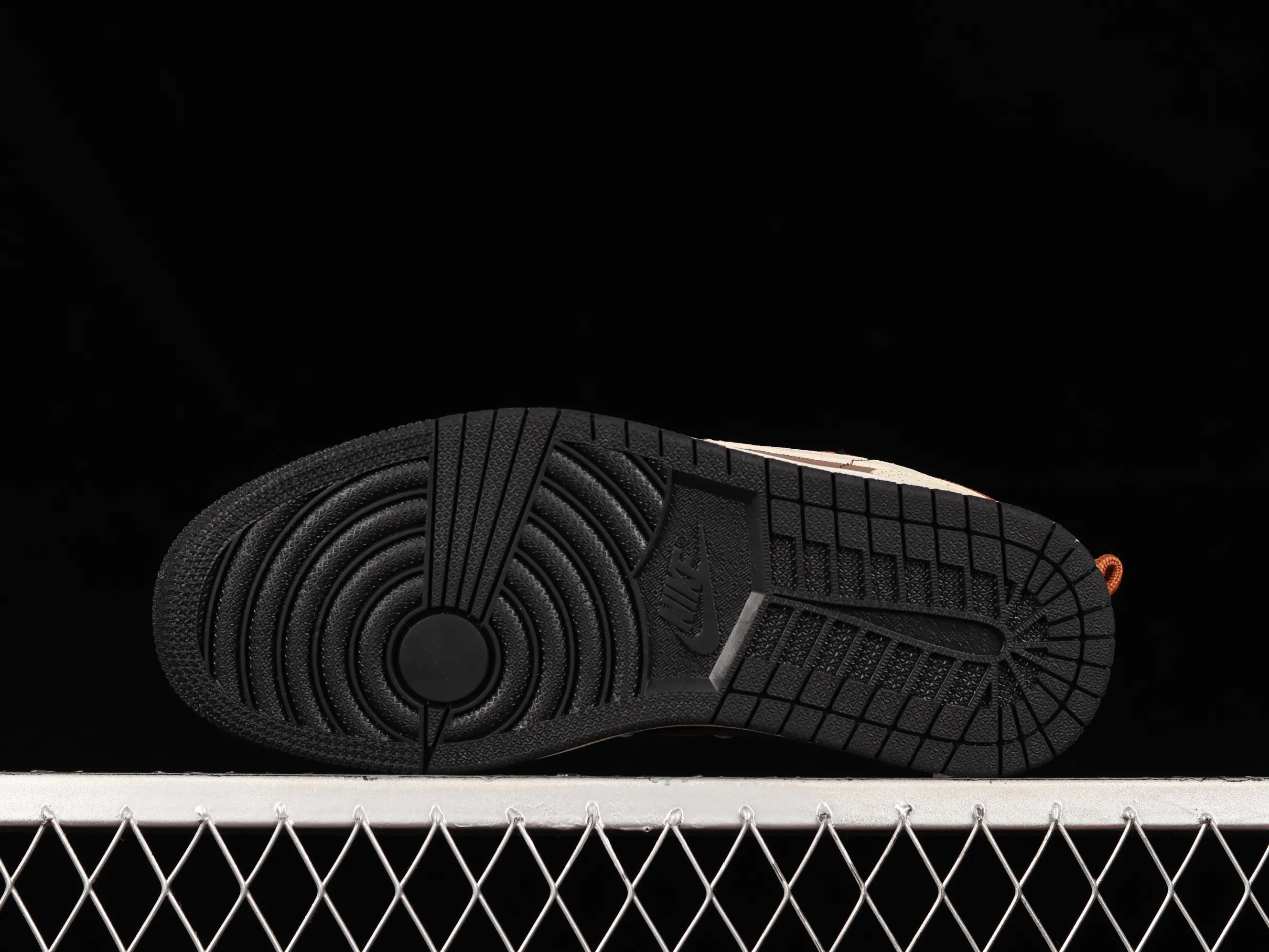 All categories Air Jordan Jordan series basketball shoes Air Jordan 1 Low Air Jordan 1 Low AJ1 Joe 1 customized version Vibe flavor deconstruction Sports culture basketball shoes DH9765-300